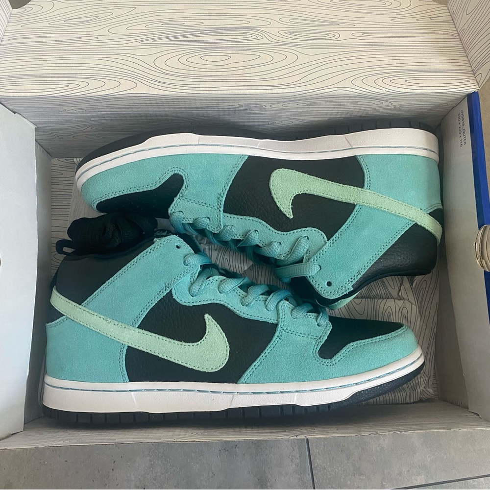 NEW Nike SB Dunk mid pro sea crystal 8.5 DS